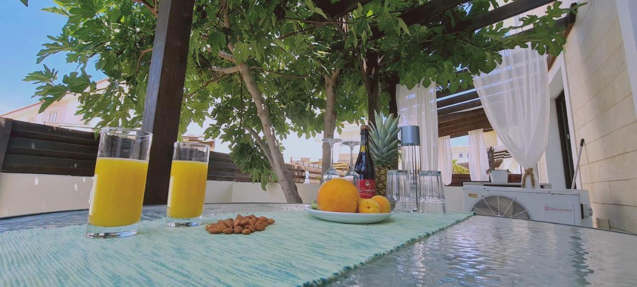 Stay Kyklades Resort & Spa Paralimni Bagian luar foto