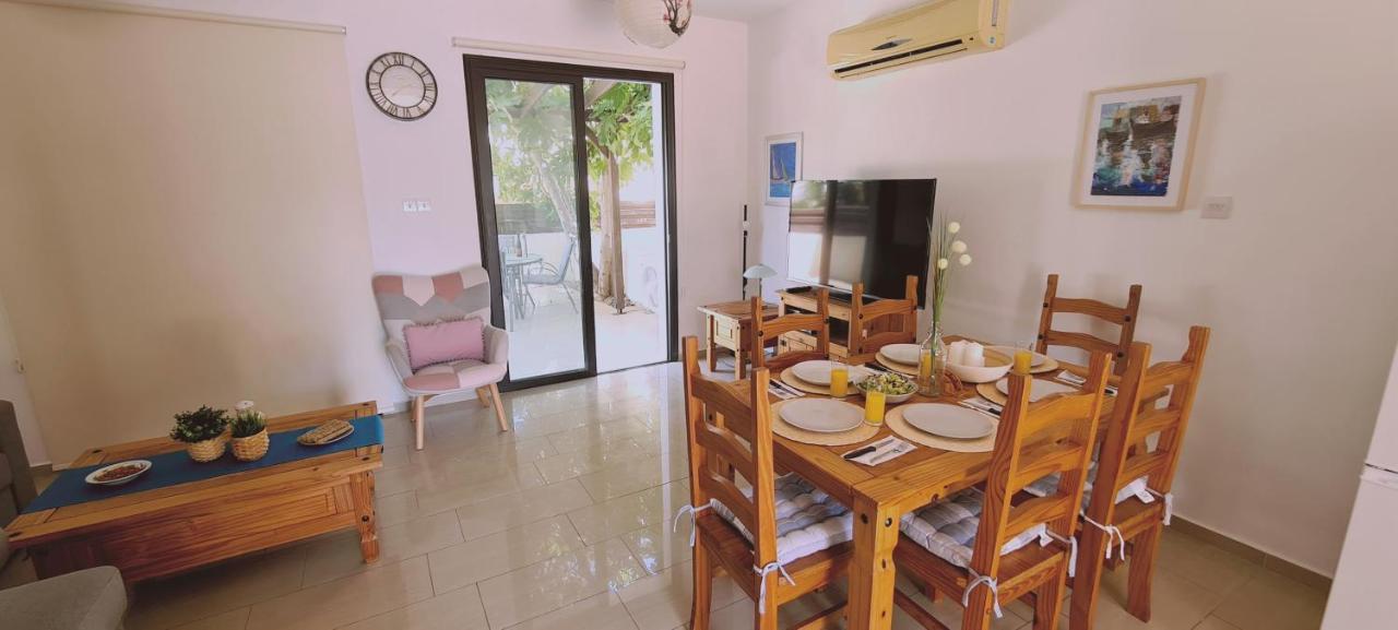 Stay Kyklades Resort & Spa Paralimni Bagian luar foto