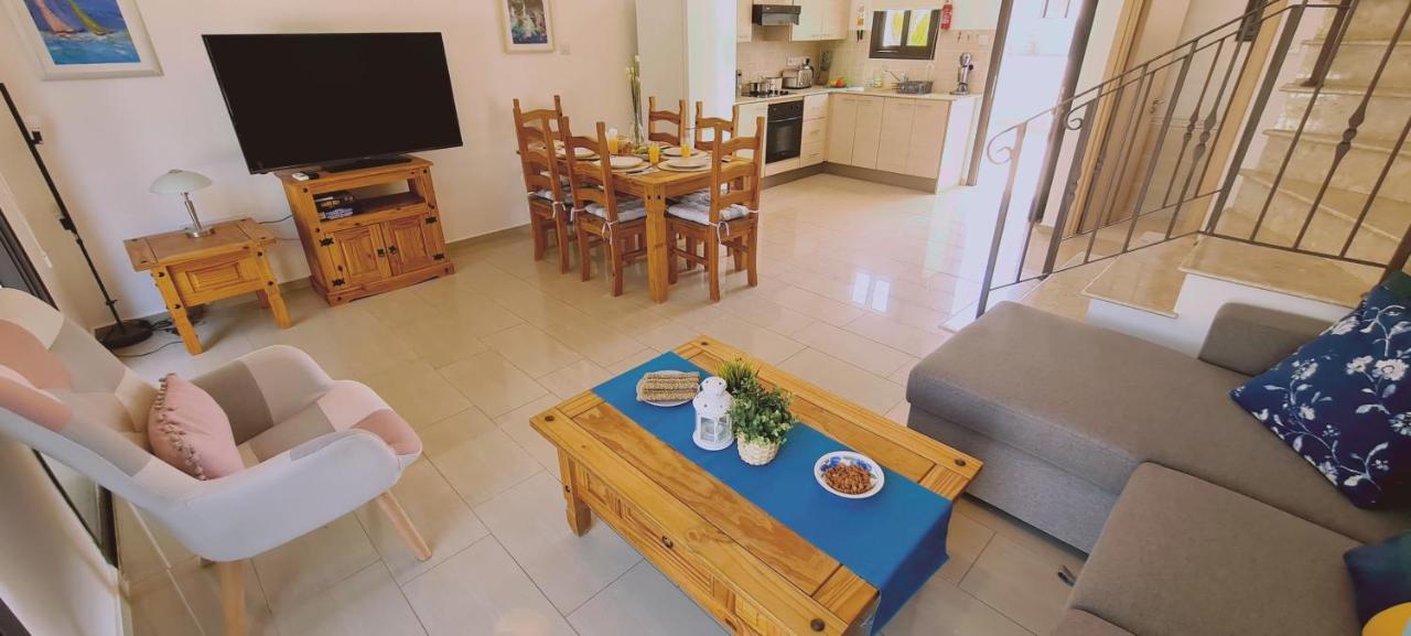 Stay Kyklades Resort & Spa Paralimni Bagian luar foto