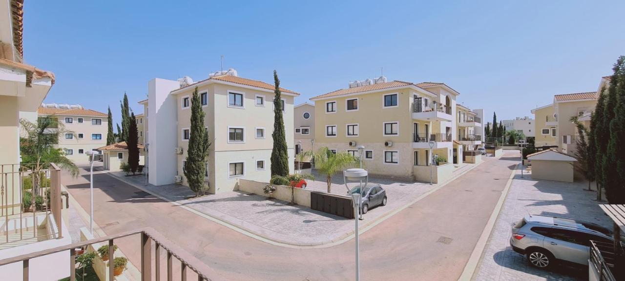 Stay Kyklades Resort & Spa Paralimni Bagian luar foto